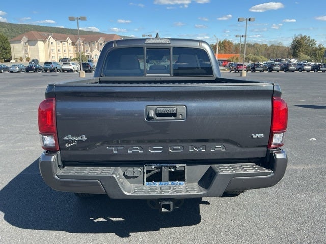 2022 Toyota Tacoma SR V6