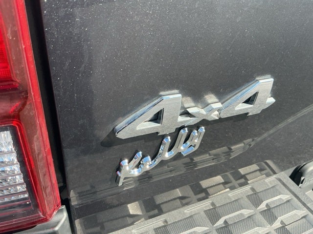 2022 Toyota Tacoma SR V6