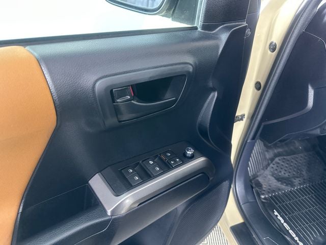 2018 Toyota Tacoma SR5 V6