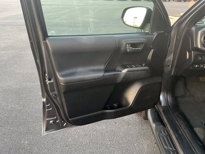 2022 Toyota Tacoma TRD Sport V6