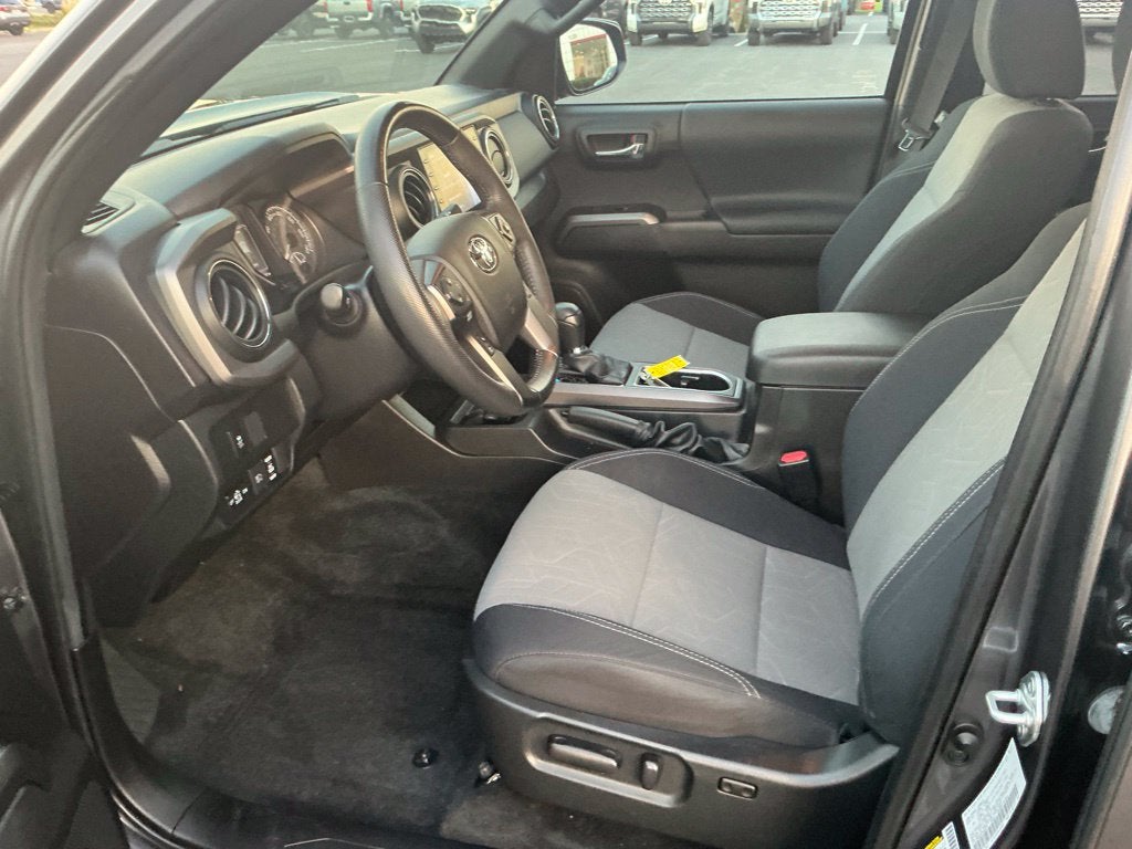 2022 Toyota Tacoma TRD Sport V6
