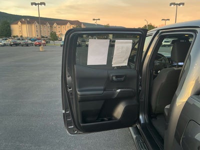2022 Toyota Tacoma TRD Sport V6