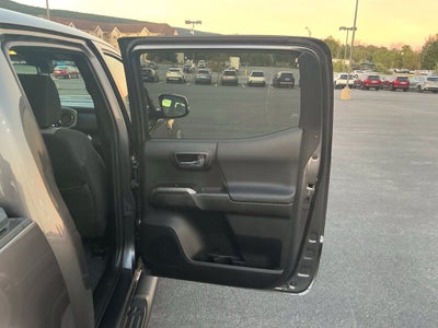 2022 Toyota Tacoma TRD Sport V6