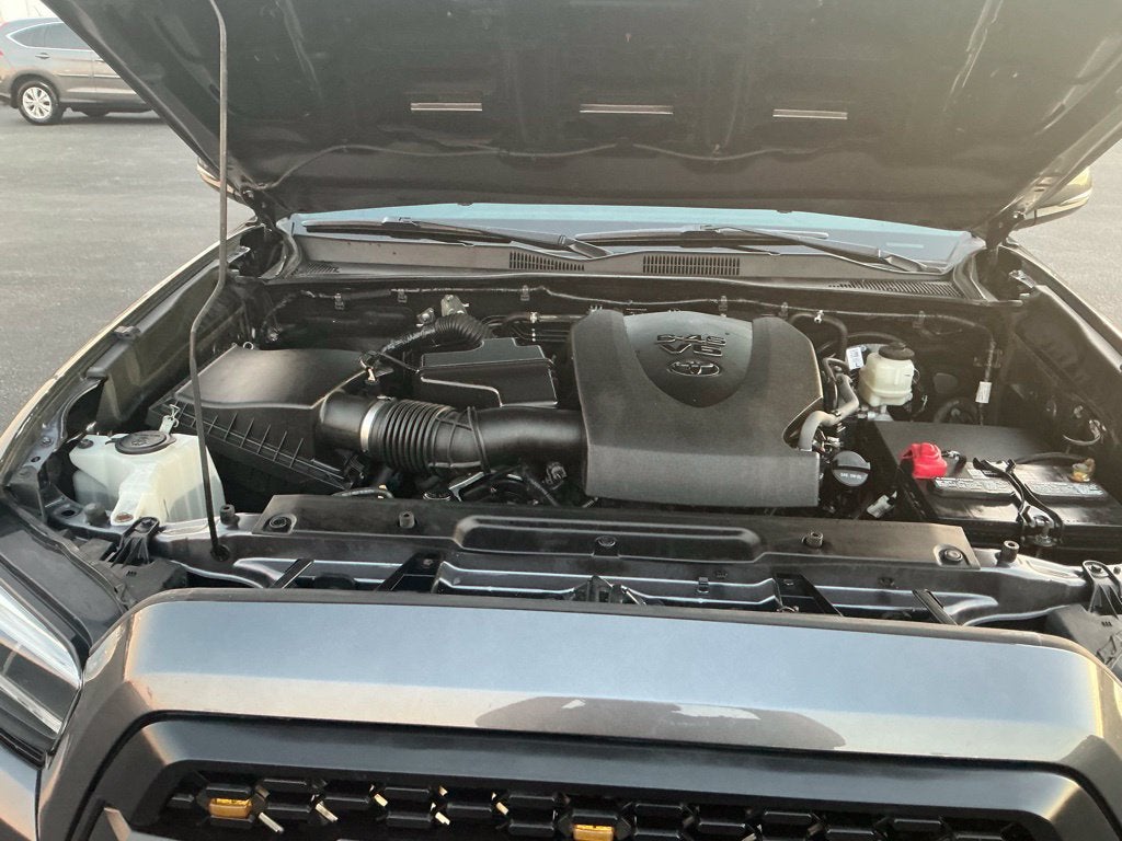 2022 Toyota Tacoma TRD Sport V6