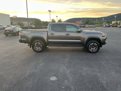 2022 Toyota Tacoma TRD Sport V6