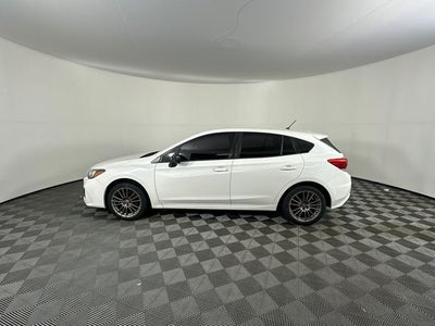 2017 Subaru Impreza 2.0i