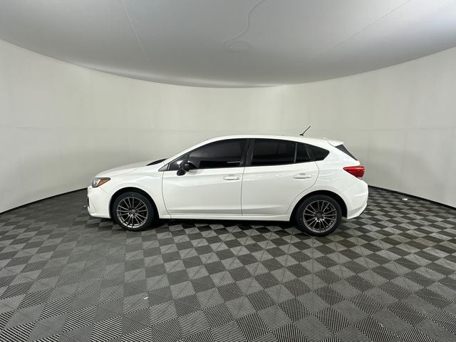 2017 Subaru Impreza 2.0i