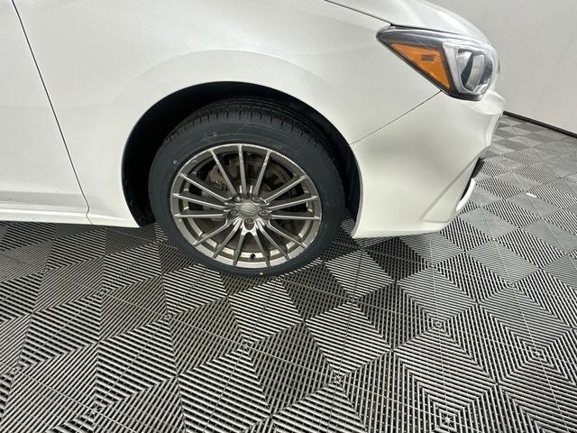 2017 Subaru Impreza 2.0i