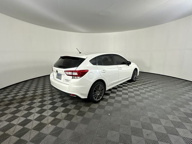2017 Subaru Impreza 2.0i