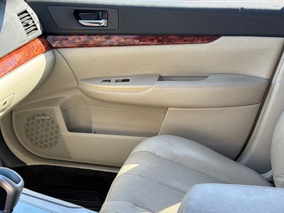 2012 Subaru Outback 2.5i Limited