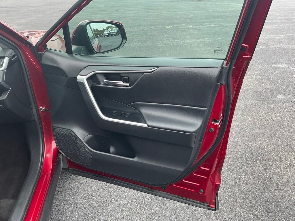 2021 Toyota RAV4 Hybrid XLE Premium