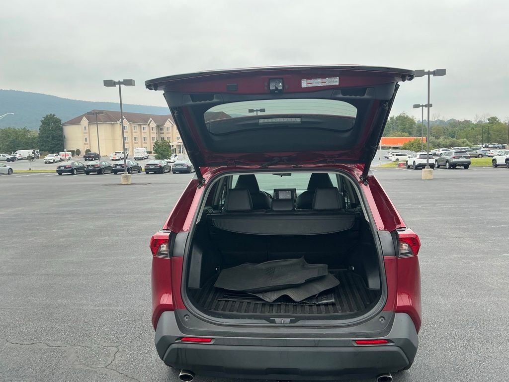 2021 Toyota RAV4 Hybrid XLE Premium