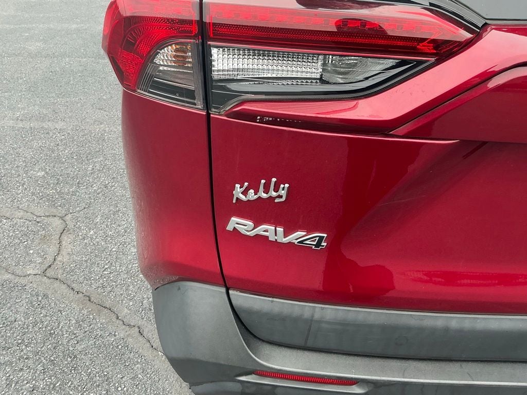 2021 Toyota RAV4 Hybrid XLE Premium