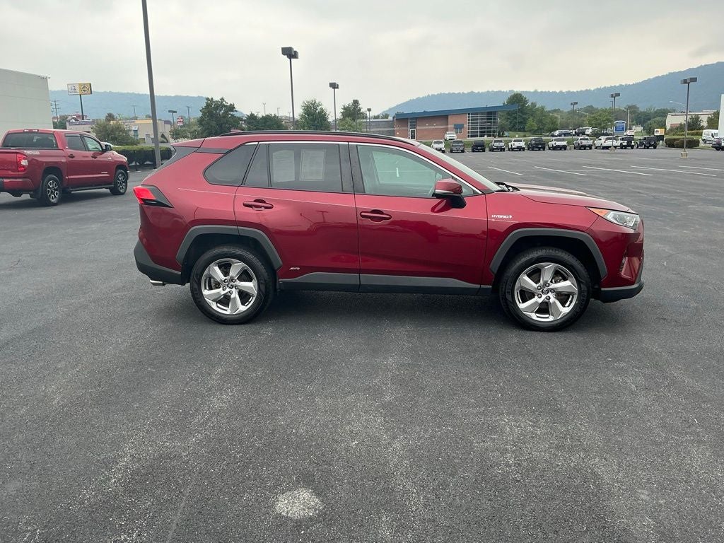 2021 Toyota RAV4 Hybrid XLE Premium