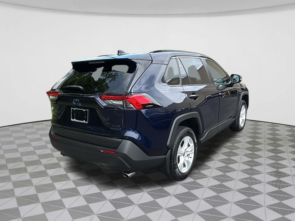 2021 Toyota RAV4 Hybrid XLE