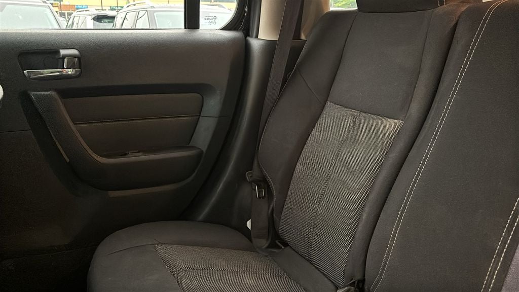 2006 Hummer H3 Base