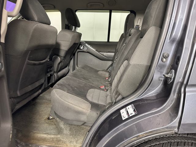 2012 Nissan Pathfinder SV