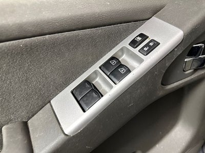 2012 Nissan Pathfinder SV