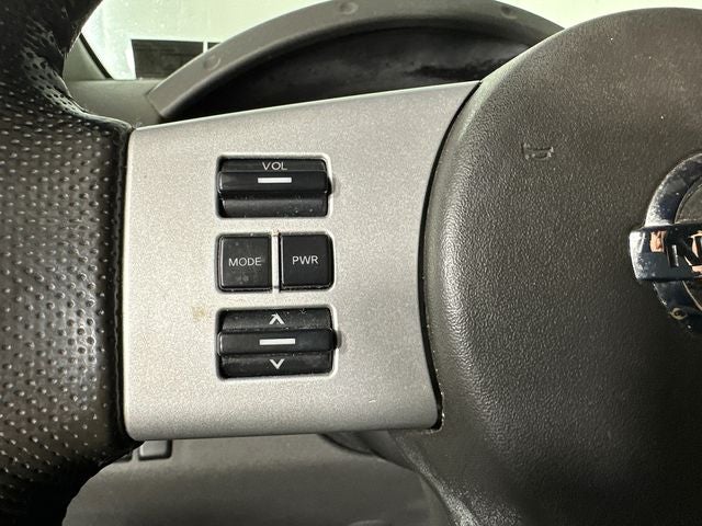 2012 Nissan Pathfinder SV