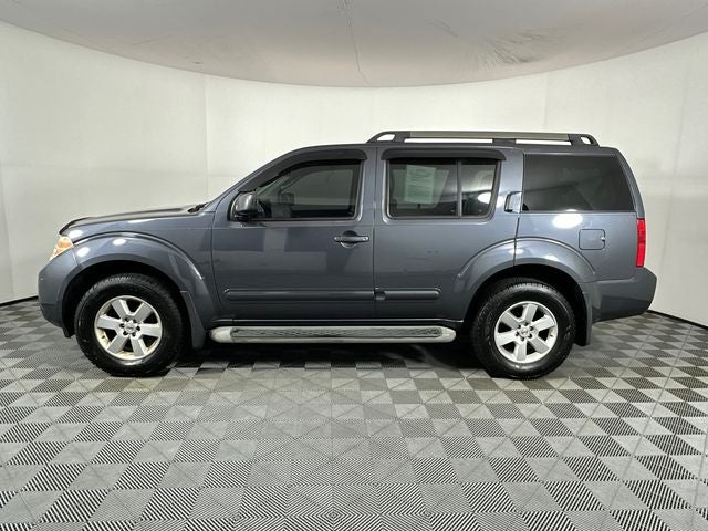 2012 Nissan Pathfinder SV