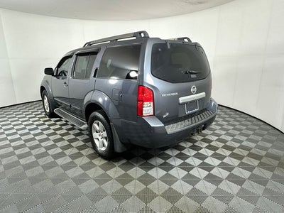 2012 Nissan Pathfinder SV