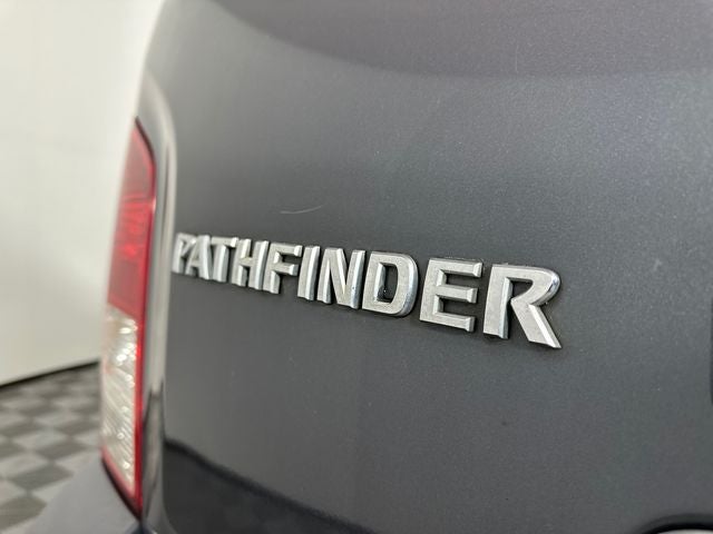 2012 Nissan Pathfinder SV
