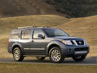 2012 Nissan Pathfinder SV