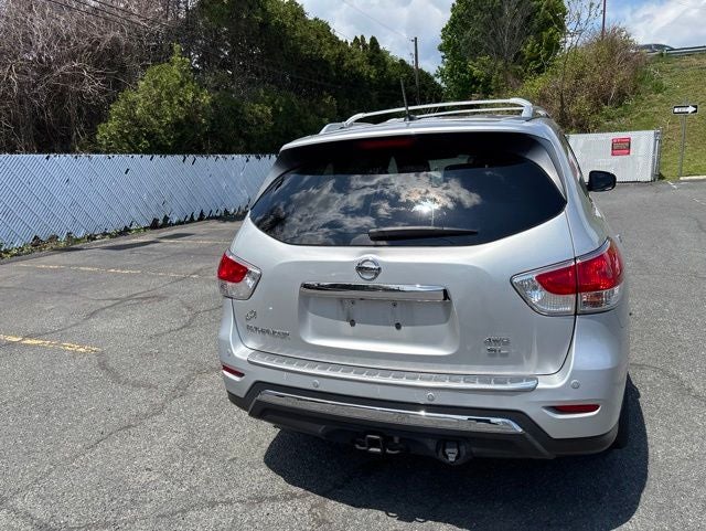 2015 Nissan Pathfinder SL