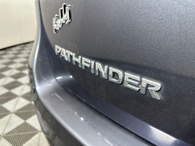 2013 Nissan Pathfinder SL