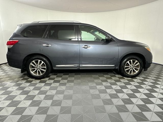 2013 Nissan Pathfinder SL