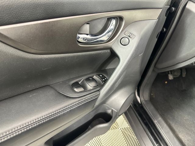 2014 Nissan Rogue SV