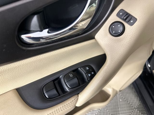 2014 Nissan Rogue SV