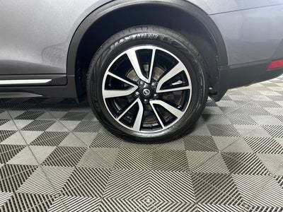 2017 Nissan Rogue SL Platinum & Premium Package