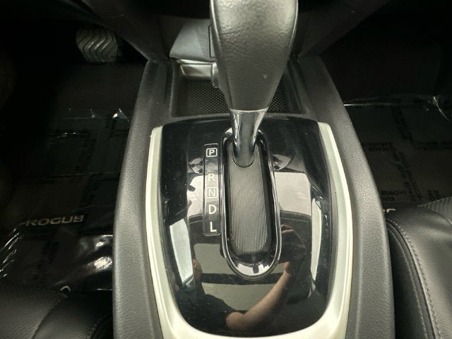 2016 Nissan Rogue SL Premium Package