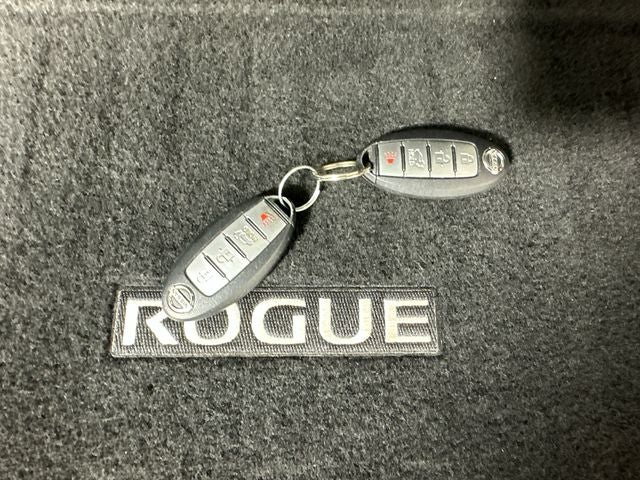 2016 Nissan Rogue SL Premium Package