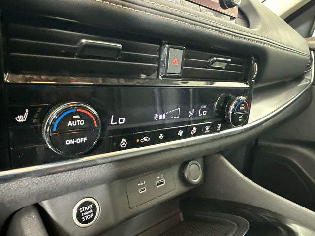 2021 Nissan Rogue SV Premium Package
