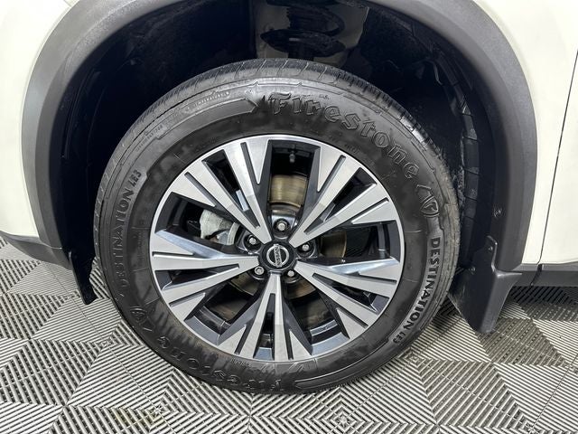 2022 Nissan Rogue SV Premium Package