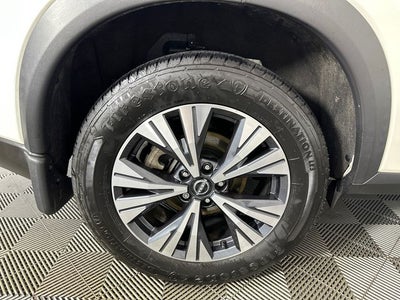 2022 Nissan Rogue SV Premium Package