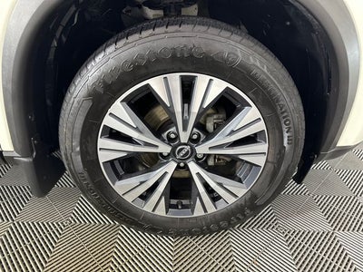 2022 Nissan Rogue SV Premium Package