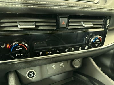 2022 Nissan Rogue SV Premium Package