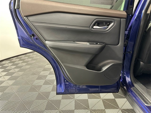 2023 Nissan Rogue SV Premium Package