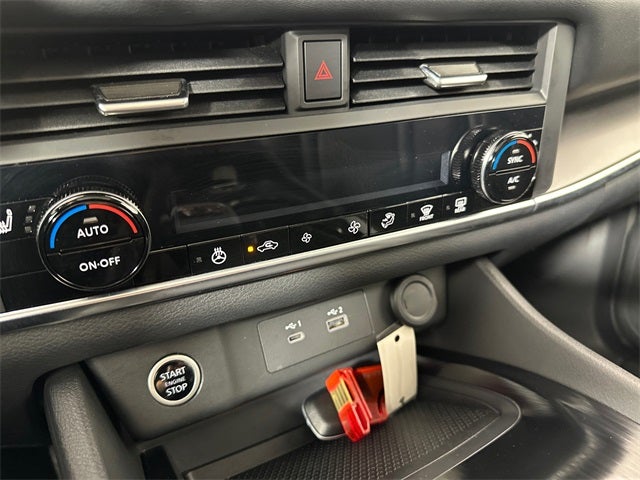 2023 Nissan Rogue SV Premium Package