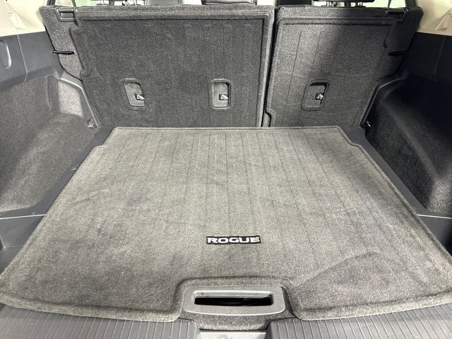 2023 Nissan Rogue SV Premium Package