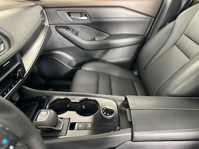2023 Nissan Rogue SV Premium Package