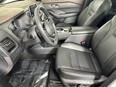 2023 Nissan Rogue SV Premium Package