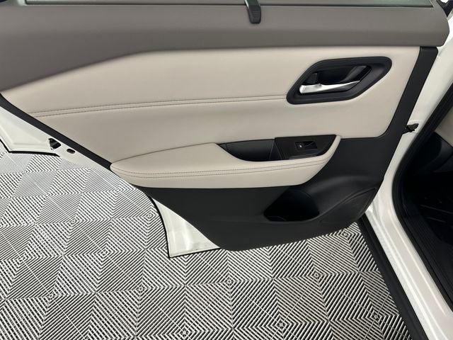 2023 Nissan Rogue SV Premium Package