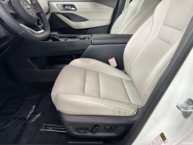 2023 Nissan Rogue SV Premium Package