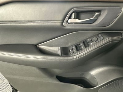 2023 Nissan Rogue SV Premium Package