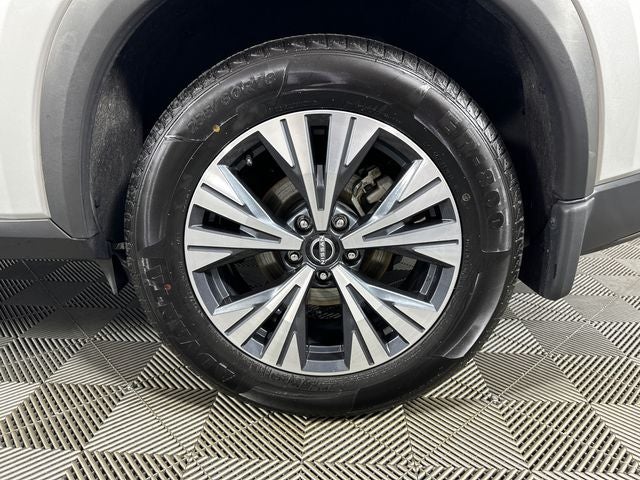 2023 Nissan Rogue SV Premium Package