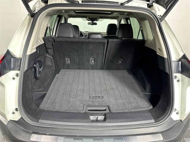 2023 Nissan Rogue SV Premium Package